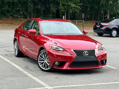Used 2014 Lexus IS 250 RWD image 4