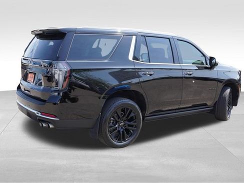 Used 2025 Chevrolet Tahoe Premier AWD/4WD image 5