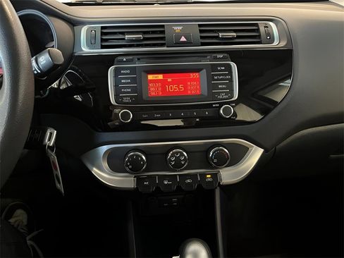Used 2017 Kia Rio LX w/ Power Package image 19