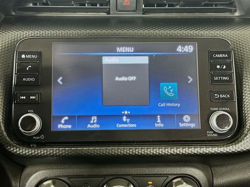 Used 2023 Nissan Kicks SV image 18