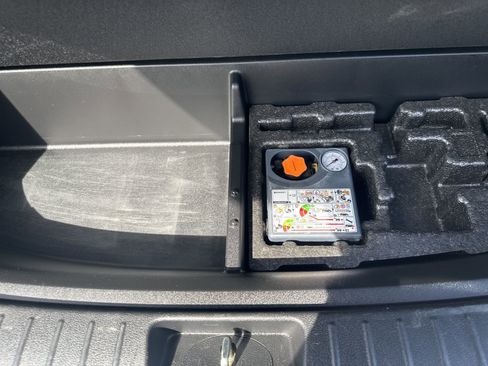 Used 2023 Hyundai Santa Fe Calligraphy AWD/4WD image 28