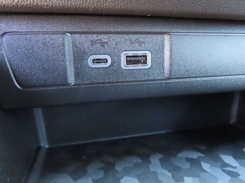 New 2026 Chevrolet Colorado LT image 10