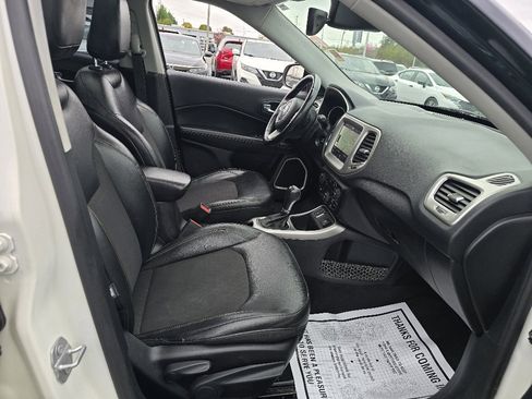 Used 2018 Jeep Compass Latitude w/ Popular Equipment Group image 15