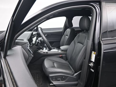 Used 2021 Audi Q7 3.0T Prestige w/ Prestige Package AWD/4WD image 21