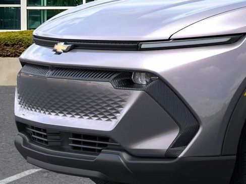 New 2026 Chevrolet Equinox EV LT image 13