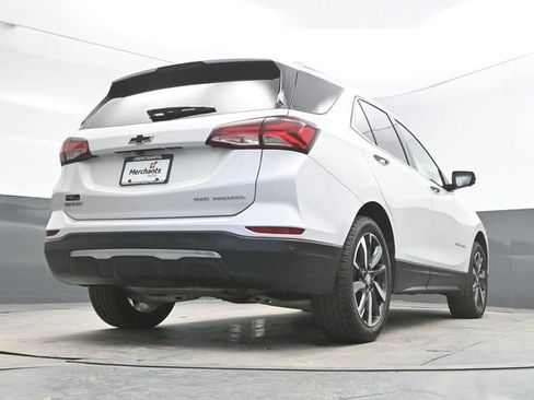 Used 2022 Chevrolet Equinox Premier AWD/4WD image 36