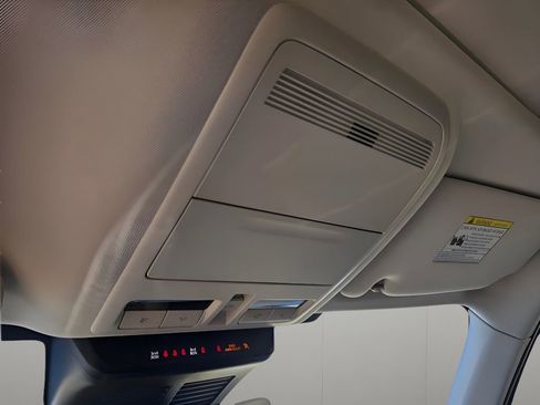 Used 2025 MAZDA CX-90 Plug-In Hybrid w/Premium Sport image 23