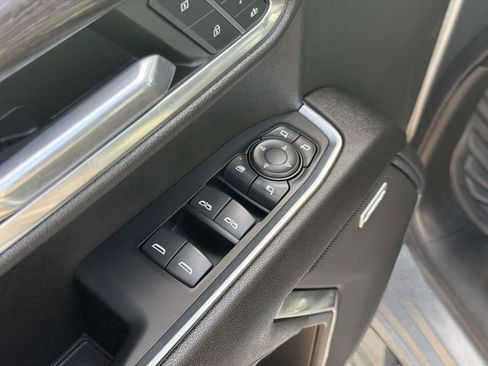 Used 2023 Chevrolet Silverado 1500 LTZ AWD/4WD image 19