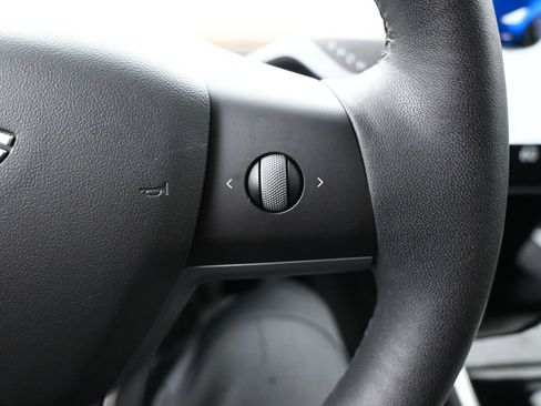 Used 2021 Tesla Model Y 2WD image 22