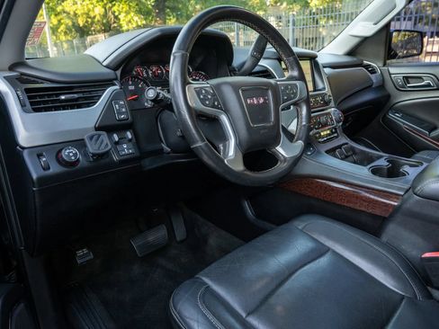 Used 2015 GMC Yukon XL SLT w/ Open Road Package RWD image 10