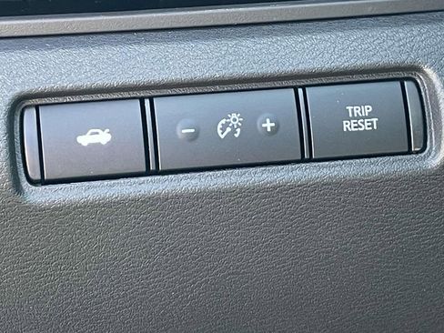 New 2025 Nissan Altima 2.5 SR w/ SR Premium Package image 18