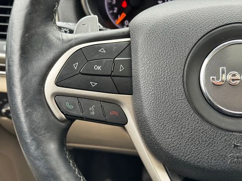 Used 2014 Jeep Grand Cherokee Limited w/ Luxury Group II AWD/4WD image 24