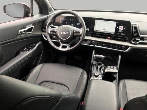 Used 2025 Kia Sportage X-Line AWD/4WD image 5