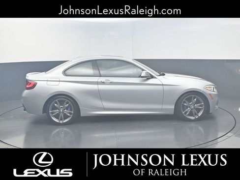Used 2015 BMW M235i Coupe image 6