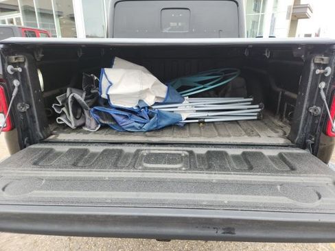 Used 2022 Jeep Gladiator Mojave w/ Cold Weather Group image 13