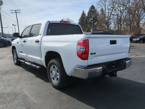 Used 2021 Toyota Tundra SR5 w/ SR5 Upgrade Package AWD/4WD image 6