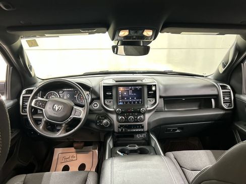 Used 2022 RAM 1500 Big Horn AWD/4WD image 18