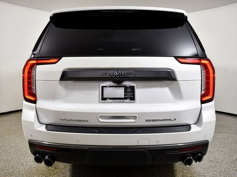 Used 2023 GMC Yukon Denali Ultimate image 17