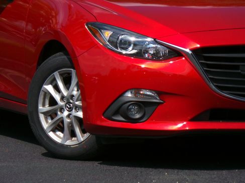 Used 2016 MAZDA MAZDA3 i Grand Touring FWD image 19