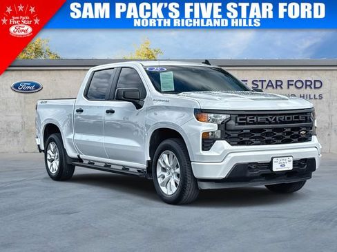 Used 2025 Chevrolet Silverado 1500 Custom AWD/4WD image 1