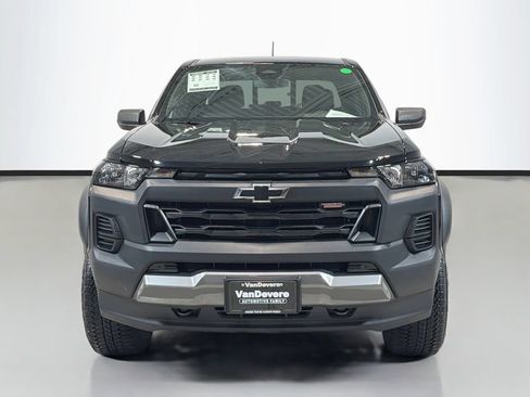 Used 2024 Chevrolet Colorado Trail Boss w/ Advanced Trailering Package AWD/4WD image 2