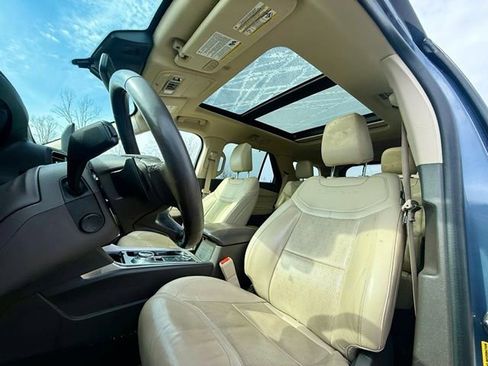 Used 2021 Ford Explorer Platinum w/ Equipment Group 601A image 22