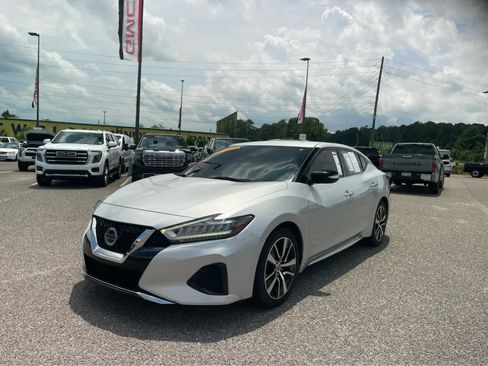 Used 2021 Nissan Maxima 3.5 SV w/ Floor Mat Group FWD image 3
