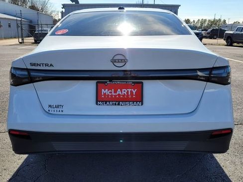 New 2026 Nissan Sentra SV w/ SV Convenience Package FWD image 4