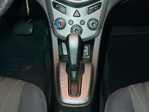 Used 2020 Chevrolet Sonic LT FWD image 14