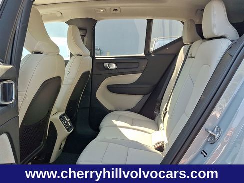 New 2025 Volvo XC40 B5 Ultra w/ Protection Package Premier image 10