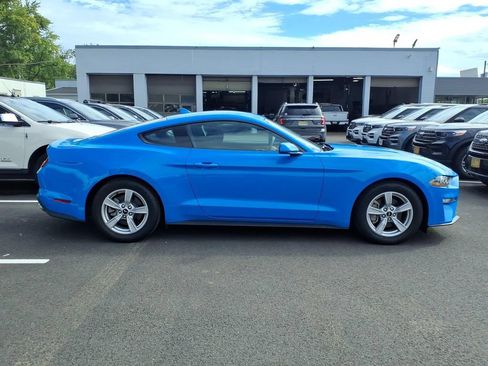 Used 2022 Ford Mustang Coupe RWD image 17