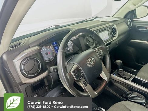 Used 2017 Toyota Tacoma SR5 w/ Tow Package AWD/4WD image 11