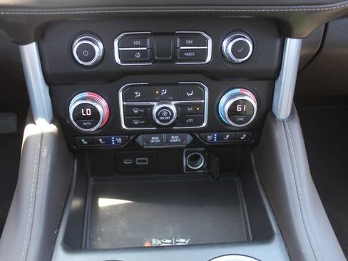 Used 2022 GMC Yukon SLT w/ SLT Premium Package AWD/4WD image 33
