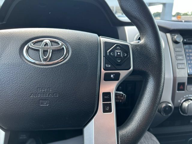 Used 2019 Toyota Tundra SR5 w/ Convenience Package AWD/4WD image 33