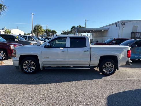 Used 2014 Chevrolet Silverado 1500 High Country RWD image 4