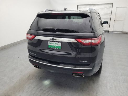 Used 2019 Chevrolet Traverse Premier w/ Driver Confidence II Package FWD image 7