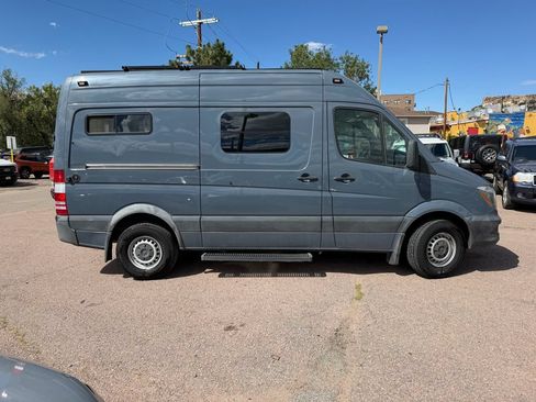 Used 2018 Mercedes-Benz Sprinter 2500 image 3