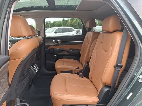 Used 2022 Kia Sorento SX Prestige w/ Rust Color Package AWD/4WD image 10