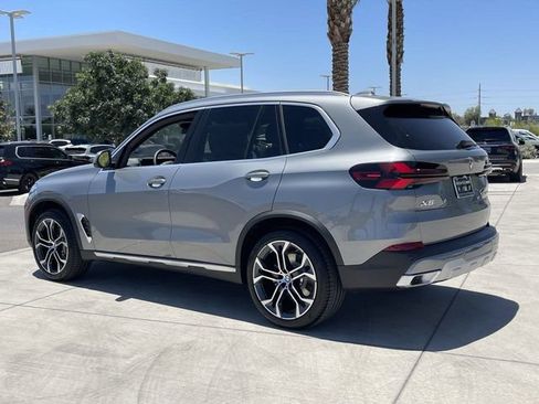 Used 2026 BMW X5 sDrive40i w/ Premium Package RWD image 8