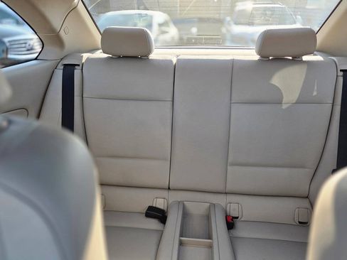 Used 2012 BMW 128i Coupe RWD image 23