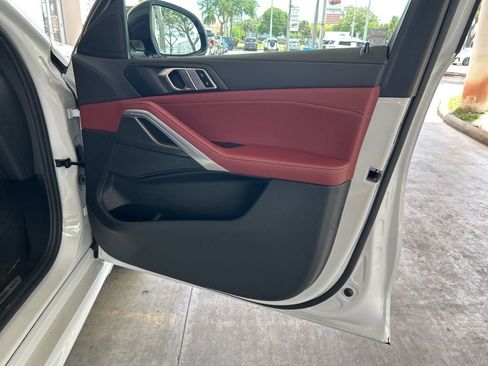 Used 2022 BMW X6 xDrive40i w/ Executive Package AWD/4WD image 28
