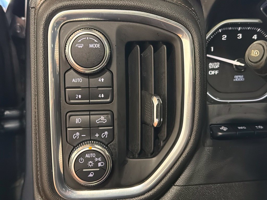 Used 2021 GMC Sierra 1500 AT4 w/ AT4 Premium Package AWD/4WD image 18