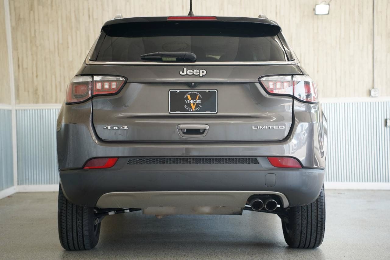 Used 2018 Jeep Compass Limited w/ Navigation Group AWD/4WD image 9