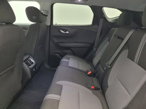 Used 2024 Chevrolet Blazer LT w/ Convenience Package FWD image 18