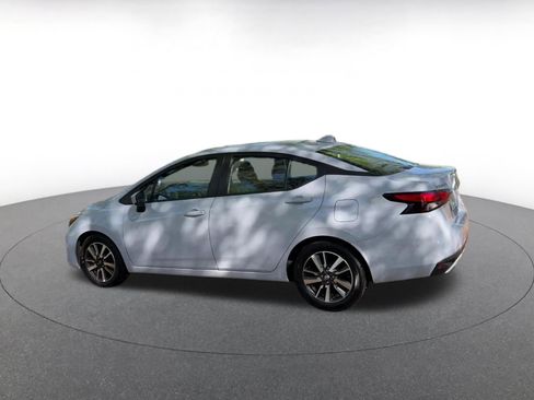 Used 2025 Nissan Versa SV image 10