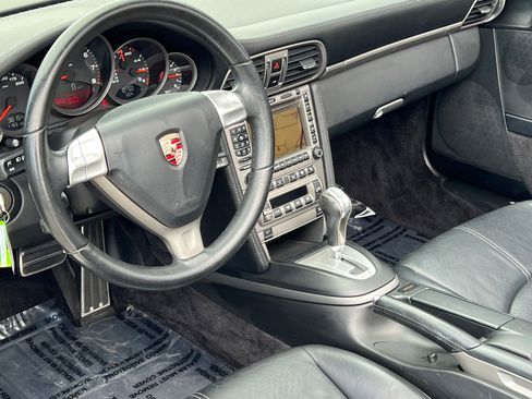 Used 2006 Porsche 911 Carrera RWD image 22