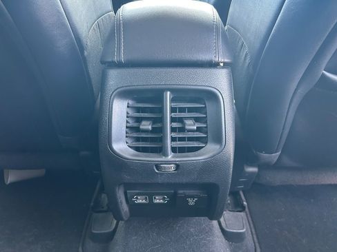 Used 2023 Jeep Cherokee Altitude Lux AWD/4WD image 25