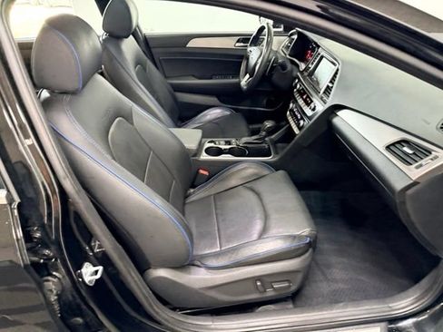 Used 2018 Hyundai Sonata Limited FWD image 36