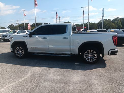 Used 2022 GMC Sierra 1500 Denali AWD/4WD image 3