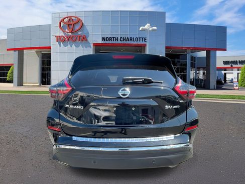 Used 2019 Nissan Murano SV w/ Premium Package AWD/4WD image 5